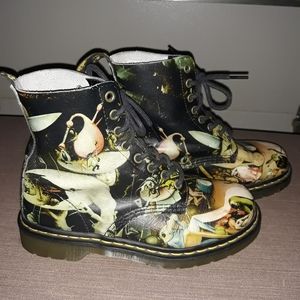 Dr. Martens Pascal 8-Eye "Hell" Boot